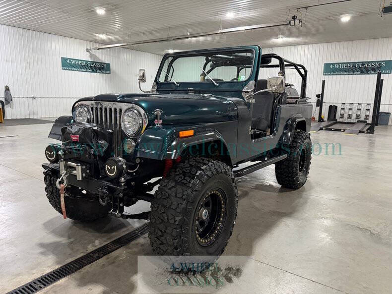 Jeep-Scrambler-1985-Tan