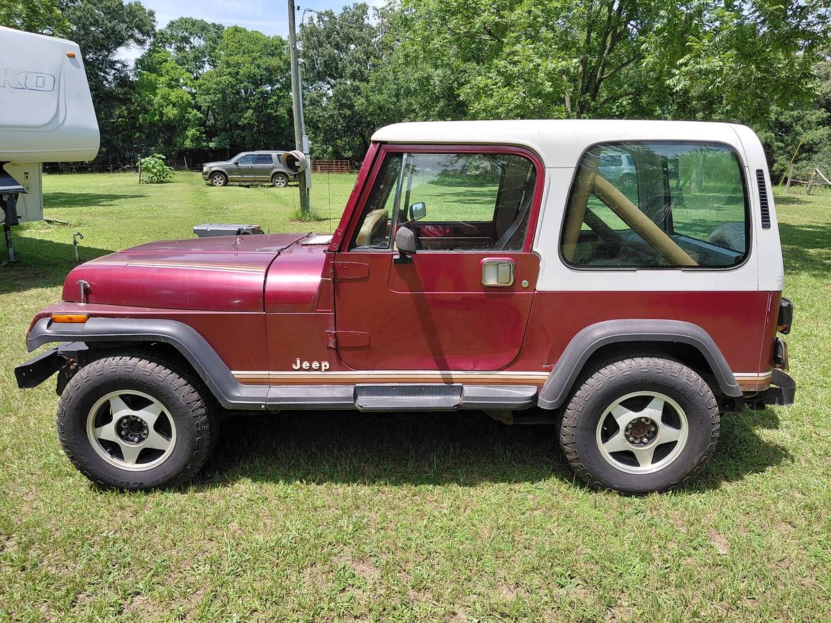 Jeep-Wrangler-1987