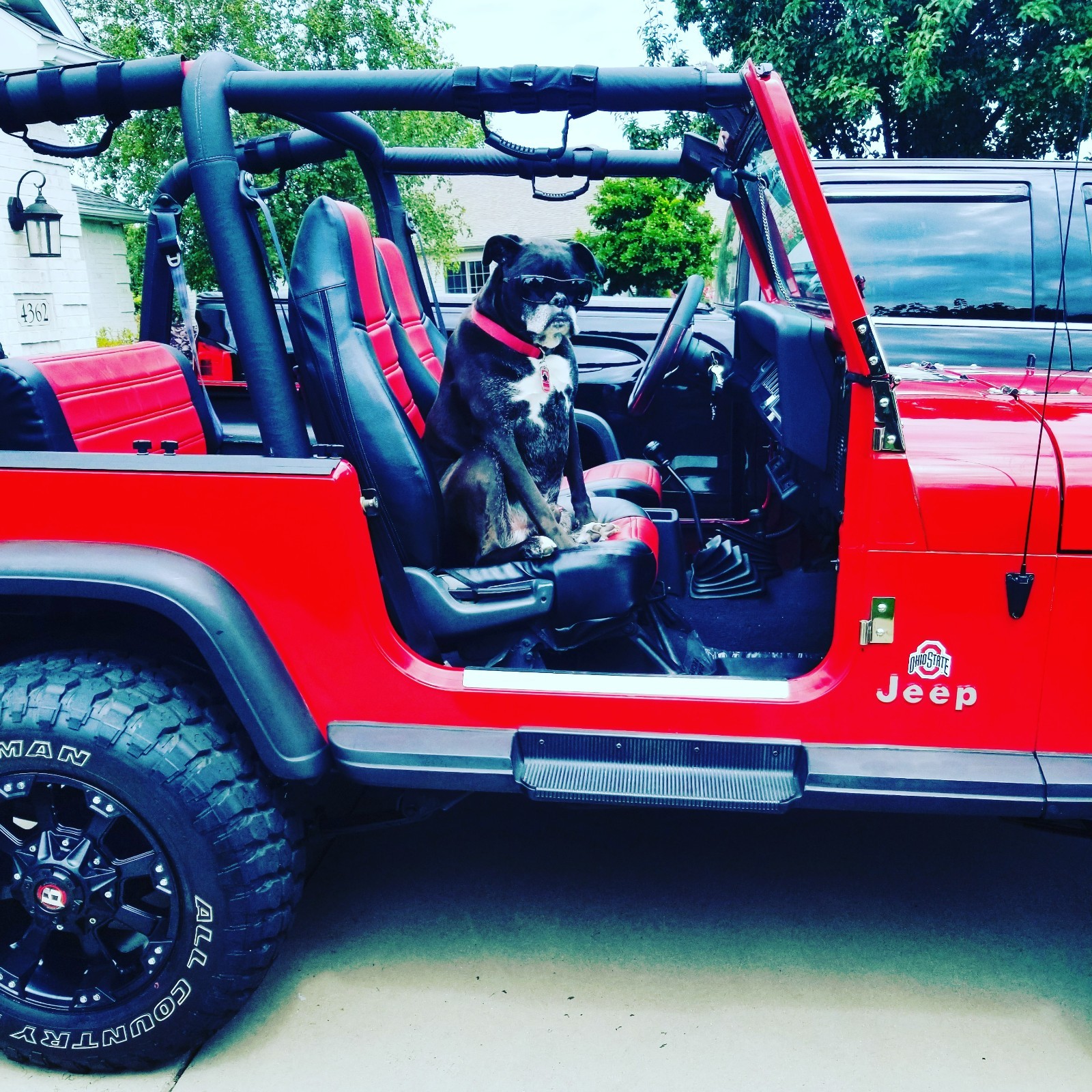 Jeep-Wrangler-1992-Hardtop-convertible.-Red