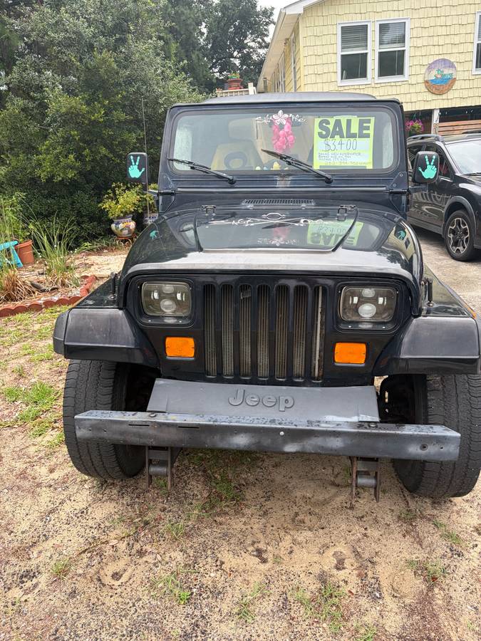 Jeep-Wrangler-soft-top-1995-black