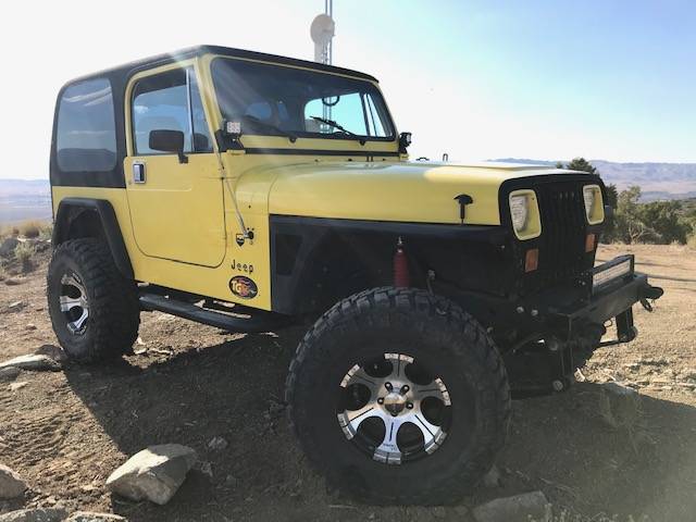 Jeep-Yj-1987-yellow