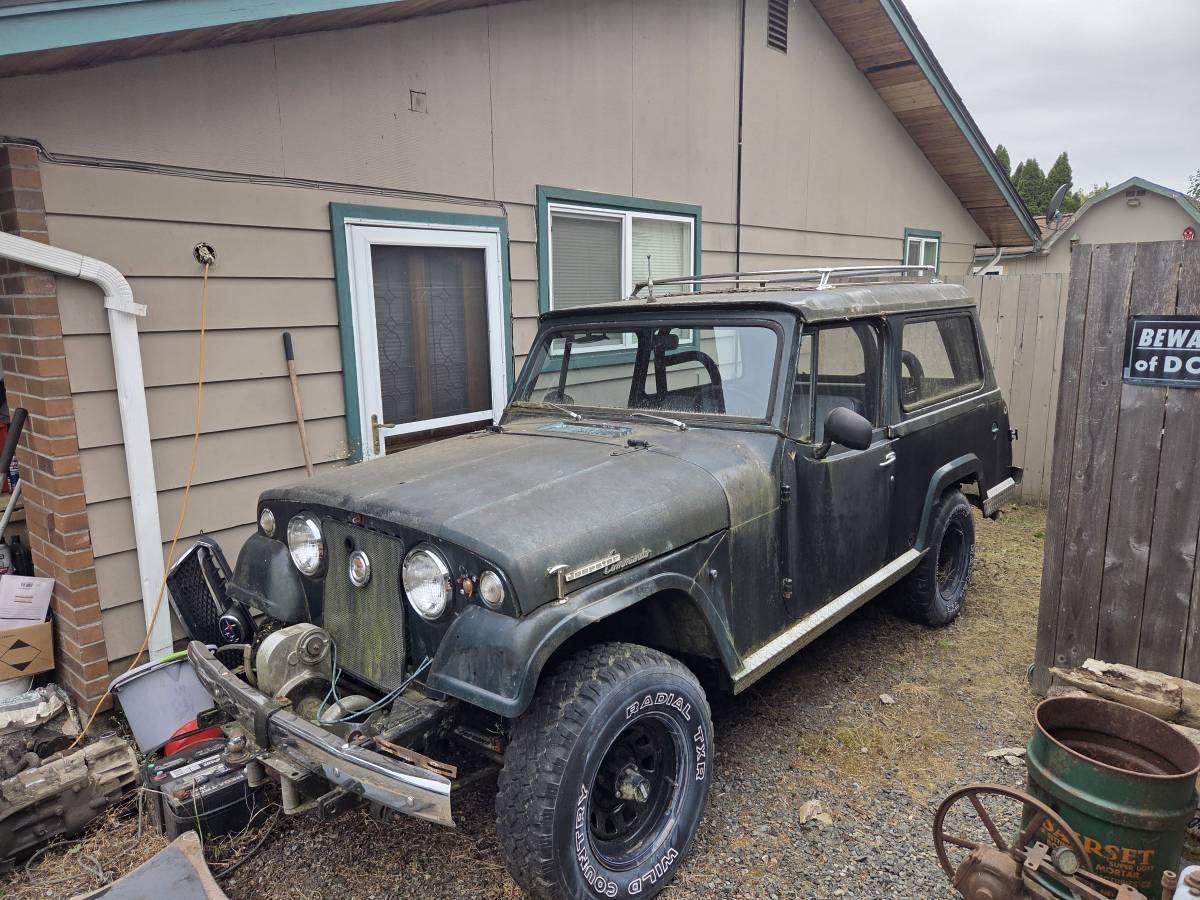 Jeepster-commando-1969-green