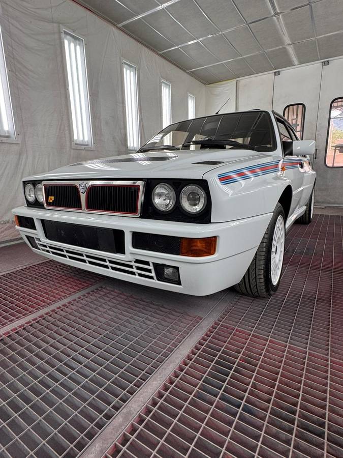 Lancia-Delta-integrale-martini-5-1992