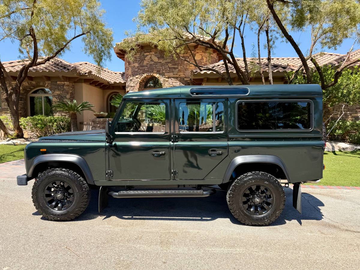 Land-rover-Defender-110-1996