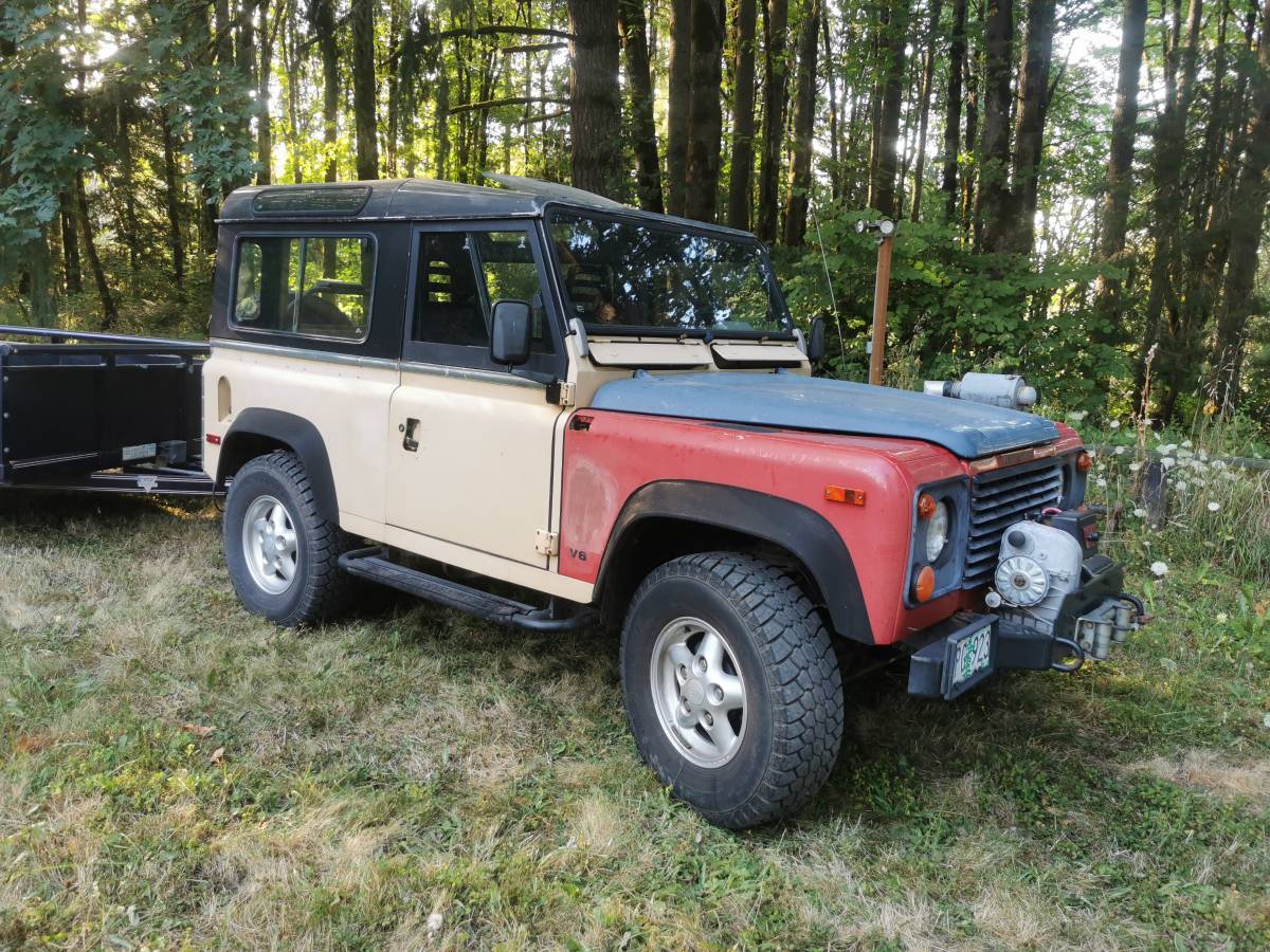Land-rover-Defender-90.-1995-custom