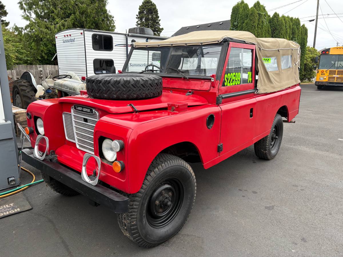 Land-rover-Series-3-1974