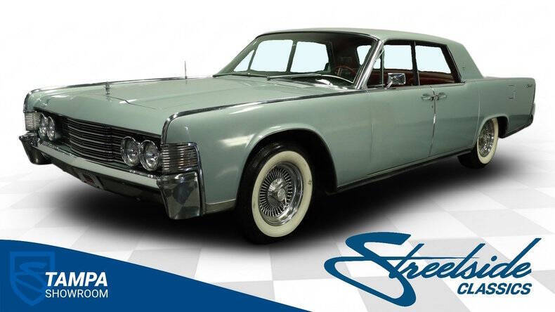 Lincoln-Continental-1965-Madison-Gray-Red
