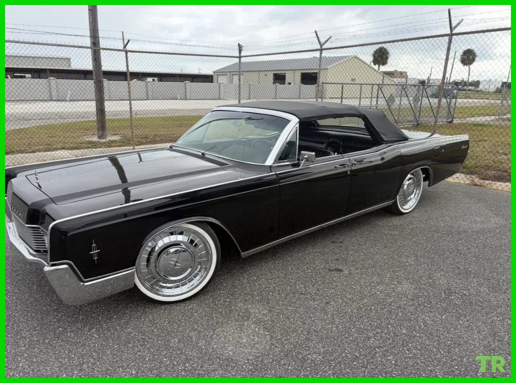 Lincoln Continental 1966