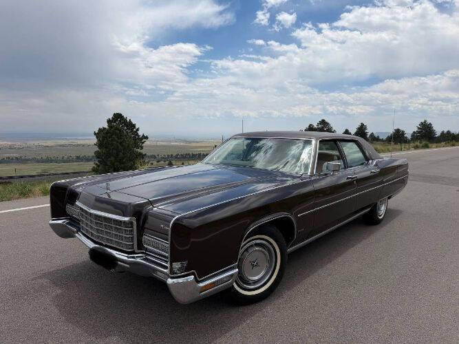 Lincoln-Continental-1972-Dark-Brown-Metallic-Beige-Cloth