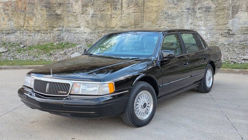 Lincoln-Continental-1994