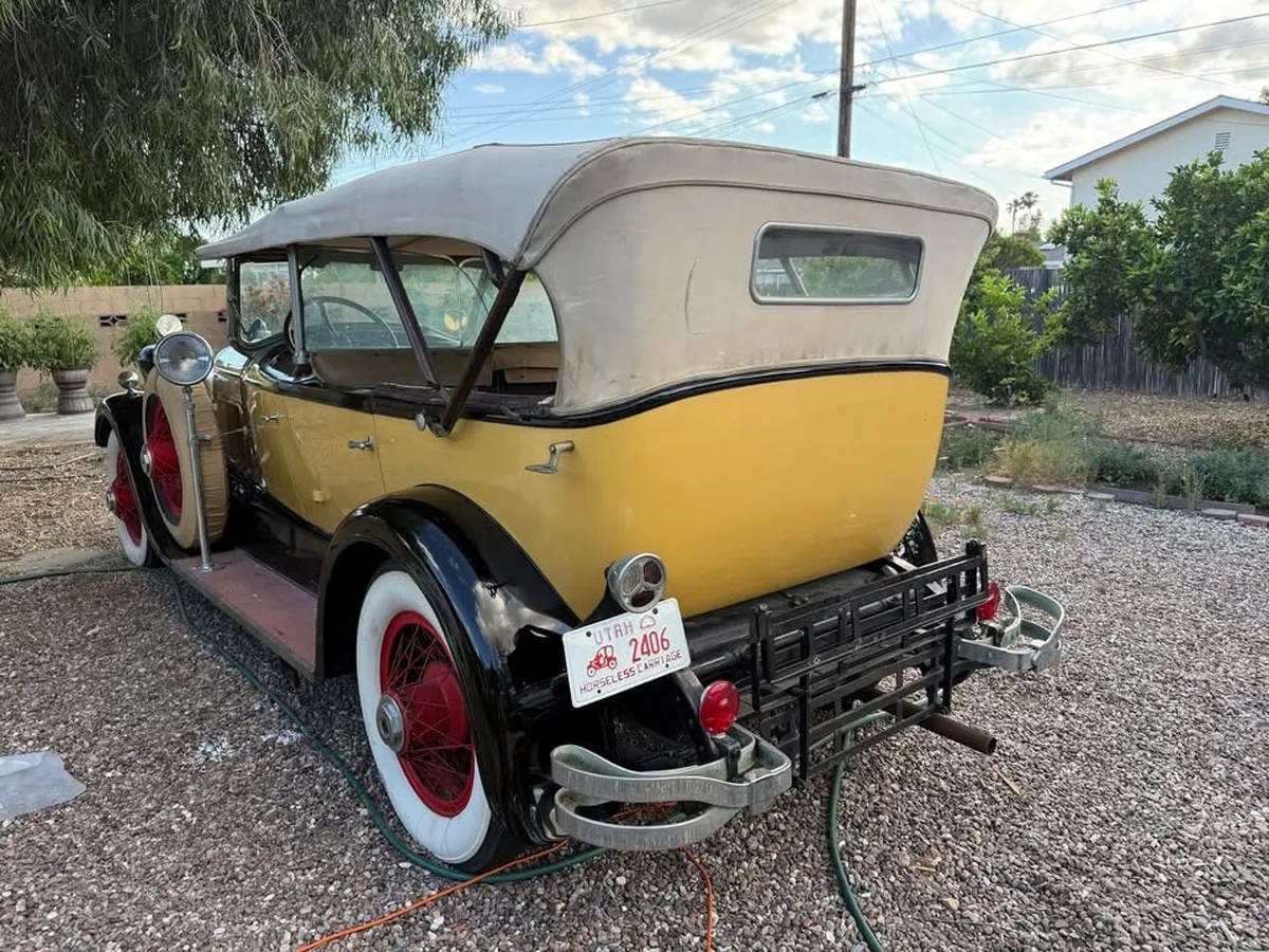 Lincoln-L-series-1928-Rookie-Tan-And-Black-Brown