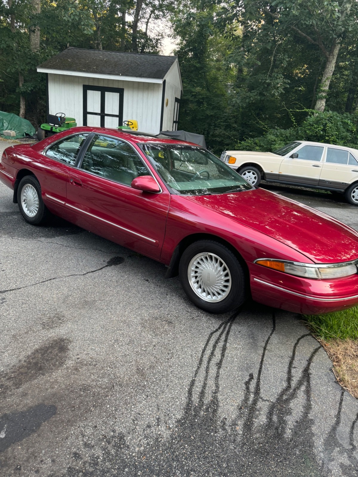 Lincoln-Mark-VIII-1993-Coupe-Gray