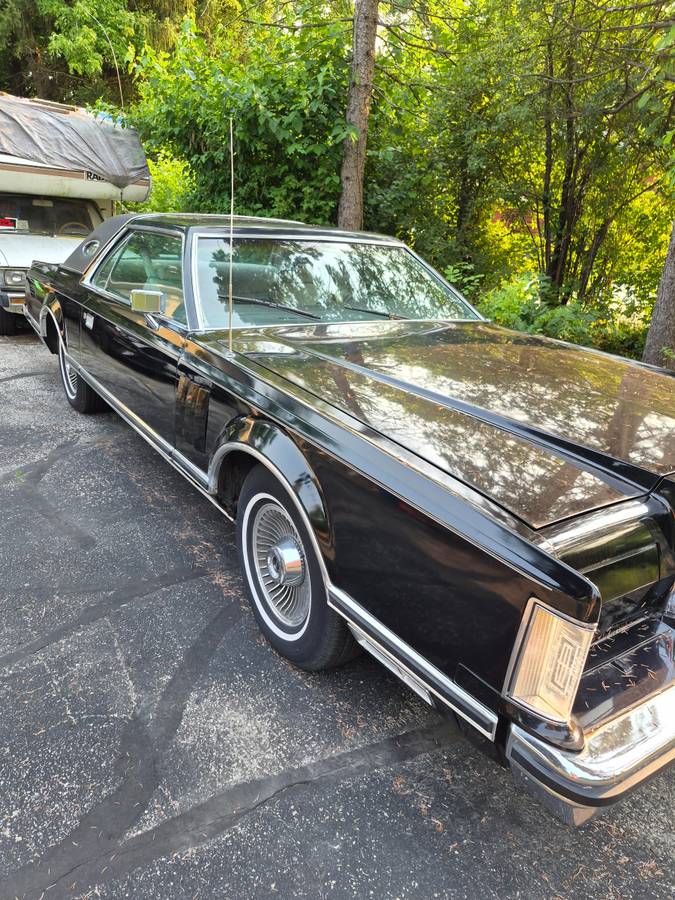 Lincoln-Mark-v-1979-black