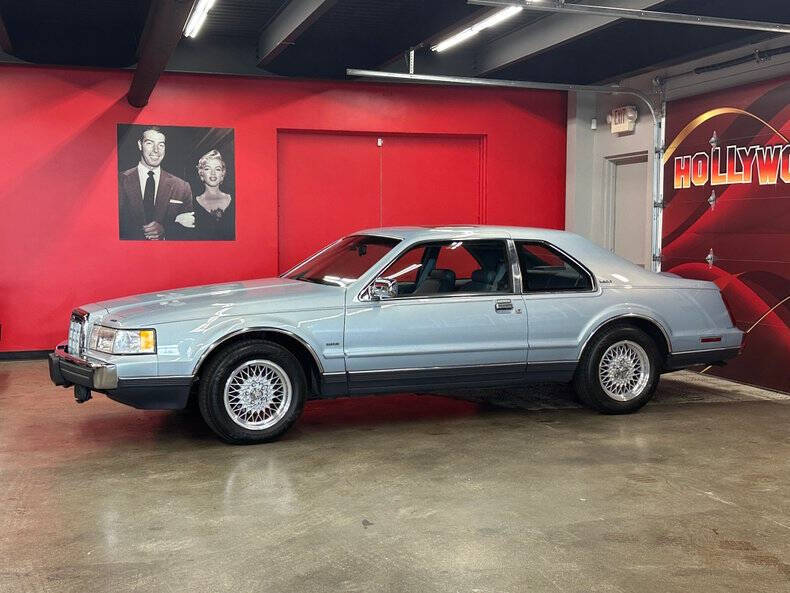 Lincoln-Mark-vii-1990-Crystal-Blue-Metallic-Dark-Blue