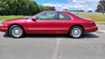 Lincoln-Mark-viii-1993-red