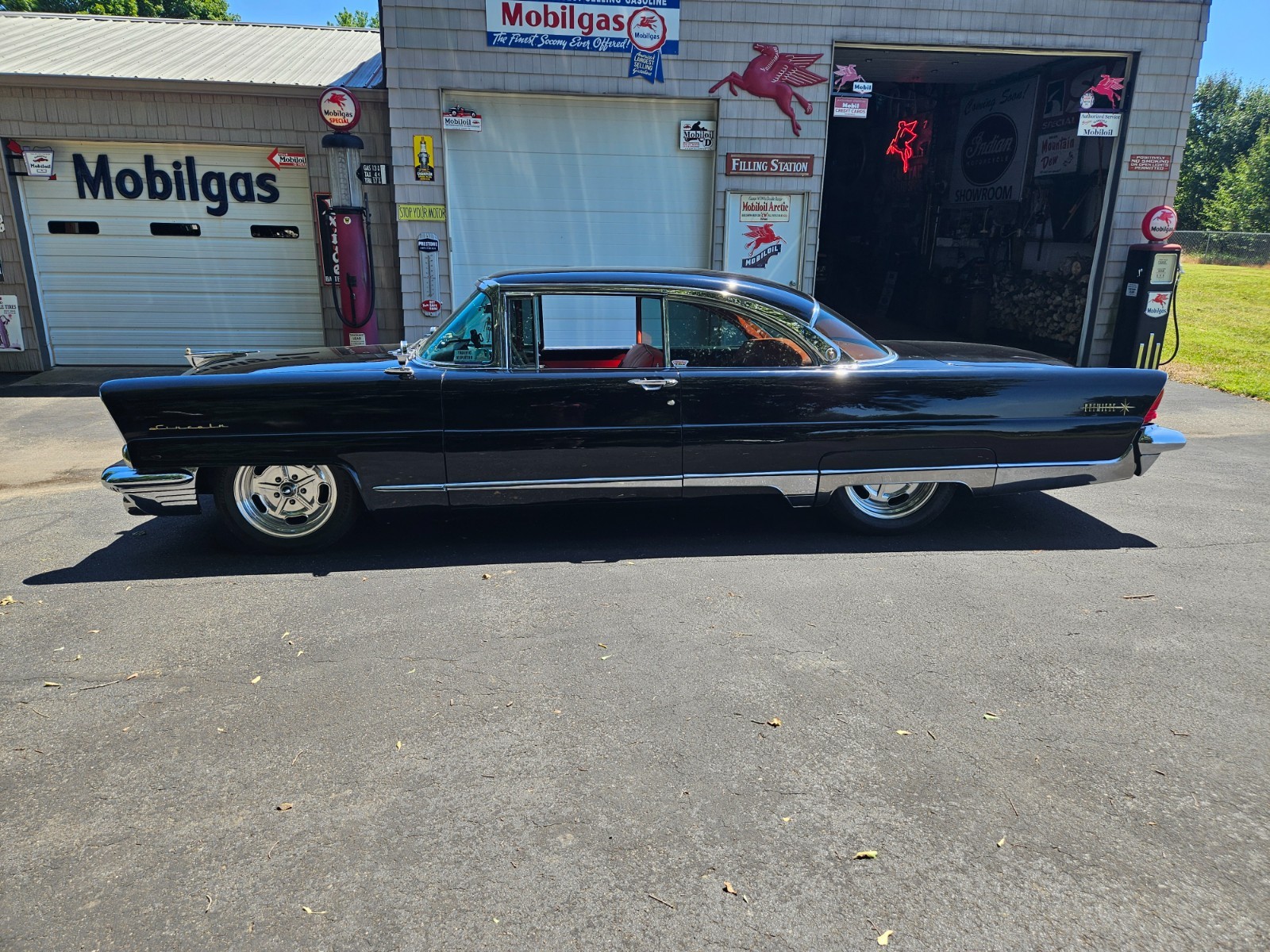 Lincoln-Premiere-1956-Coupe-Red
