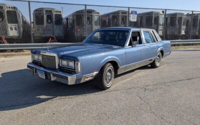 Lincoln Town Car 1988