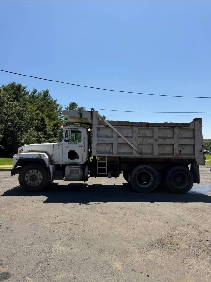 Mack-rd-690s-1994