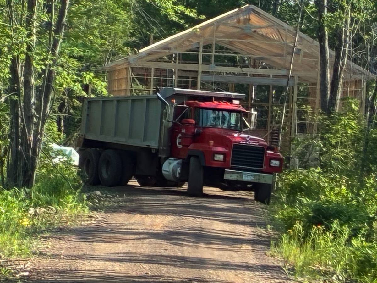 Mack-rd688s-1995-red