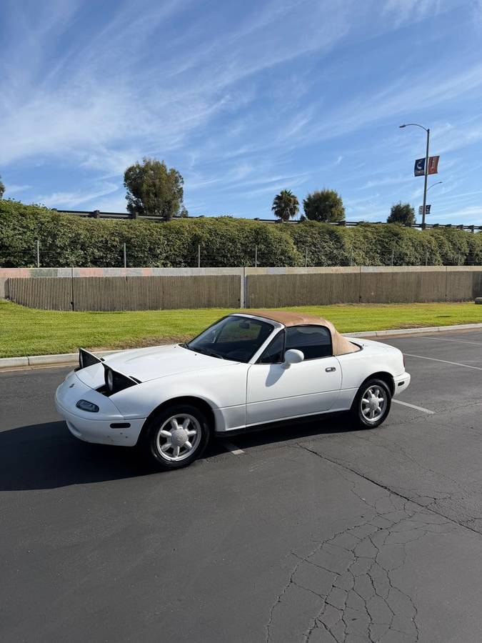Mazda-Miata-1993-white