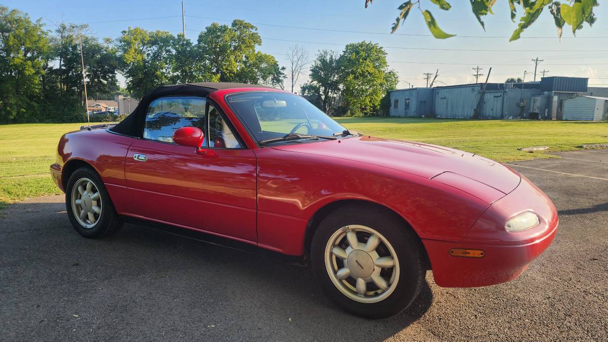 Mazda-Mx-5-miata-1990-red