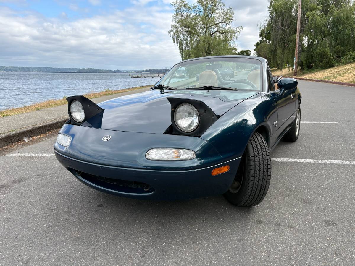 Mazda-Mx-5-miata-1994-blue