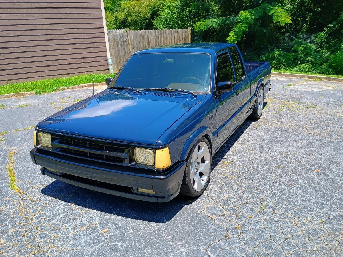 Mazdz-b2200-cab-plud-1991-blue
