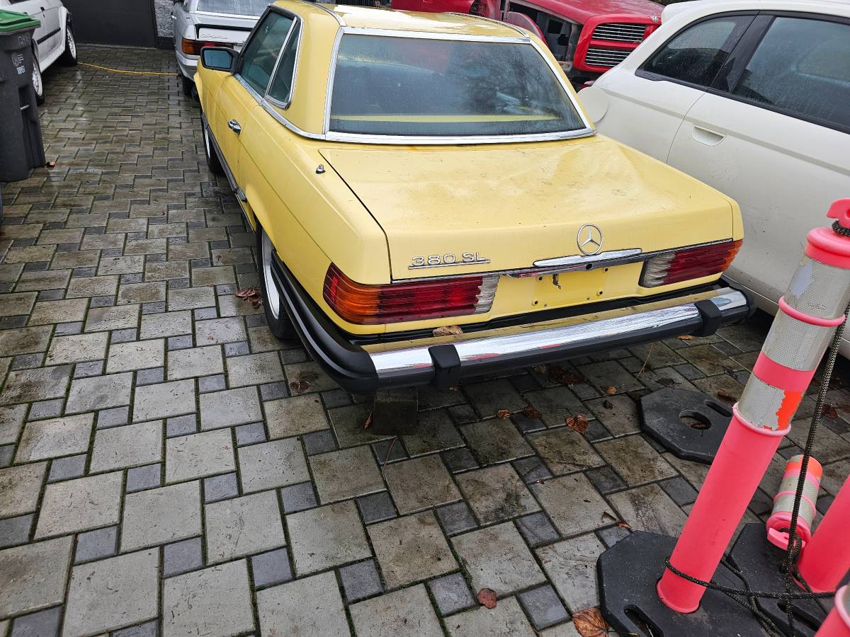 Mercedes-benz-1980