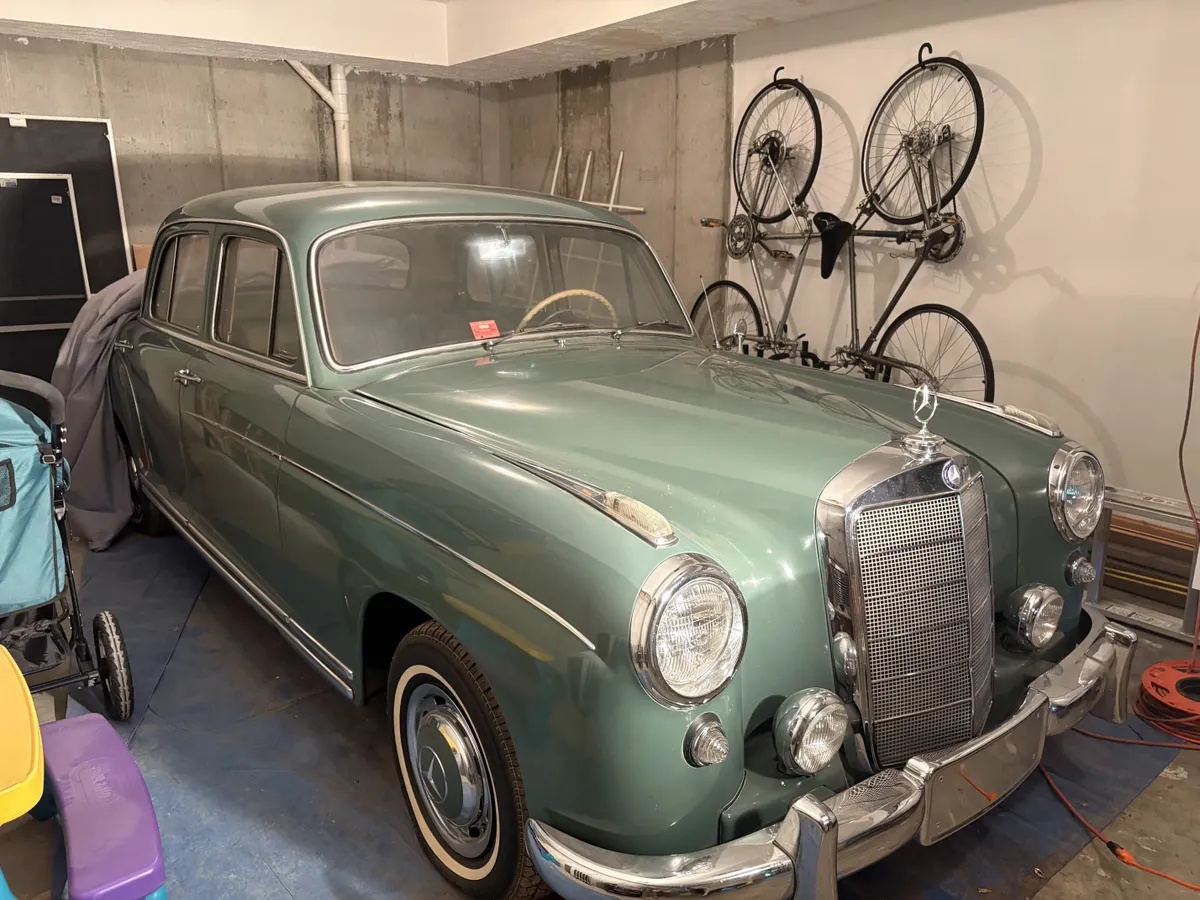 Mercedes-benz-220-1957-Pale-Green-Grey