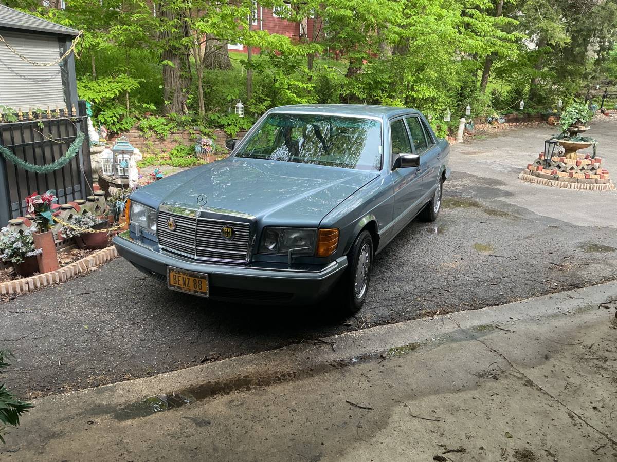 Mercedes-benz-420-sel-1988-blue