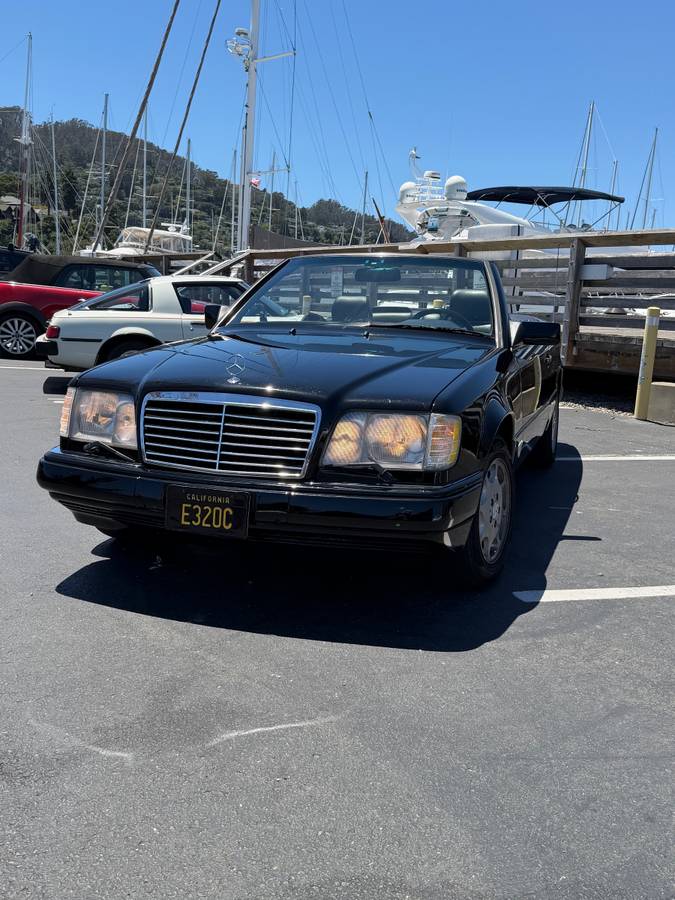 Mercedes-benz-E-class-1994-black