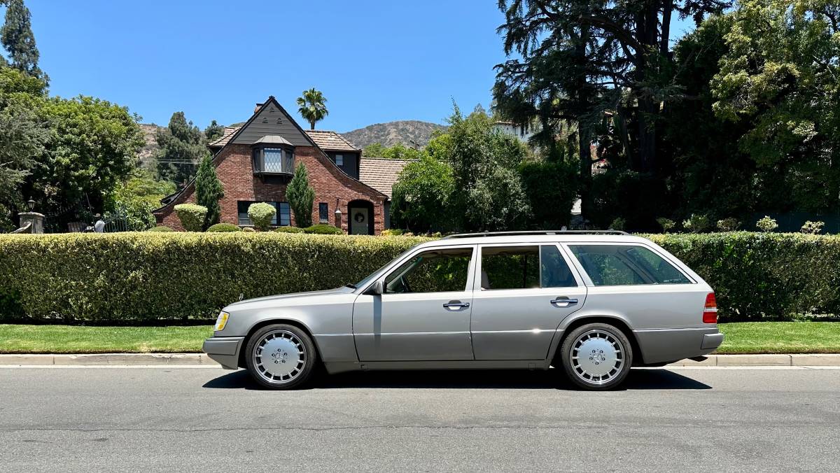 Mercedes-benz-E-class-1995
