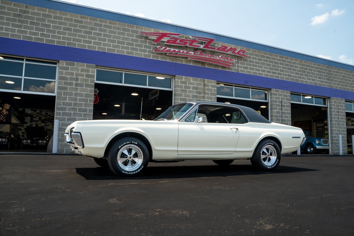Mercury-Cougar-1967-Hardtop-Black