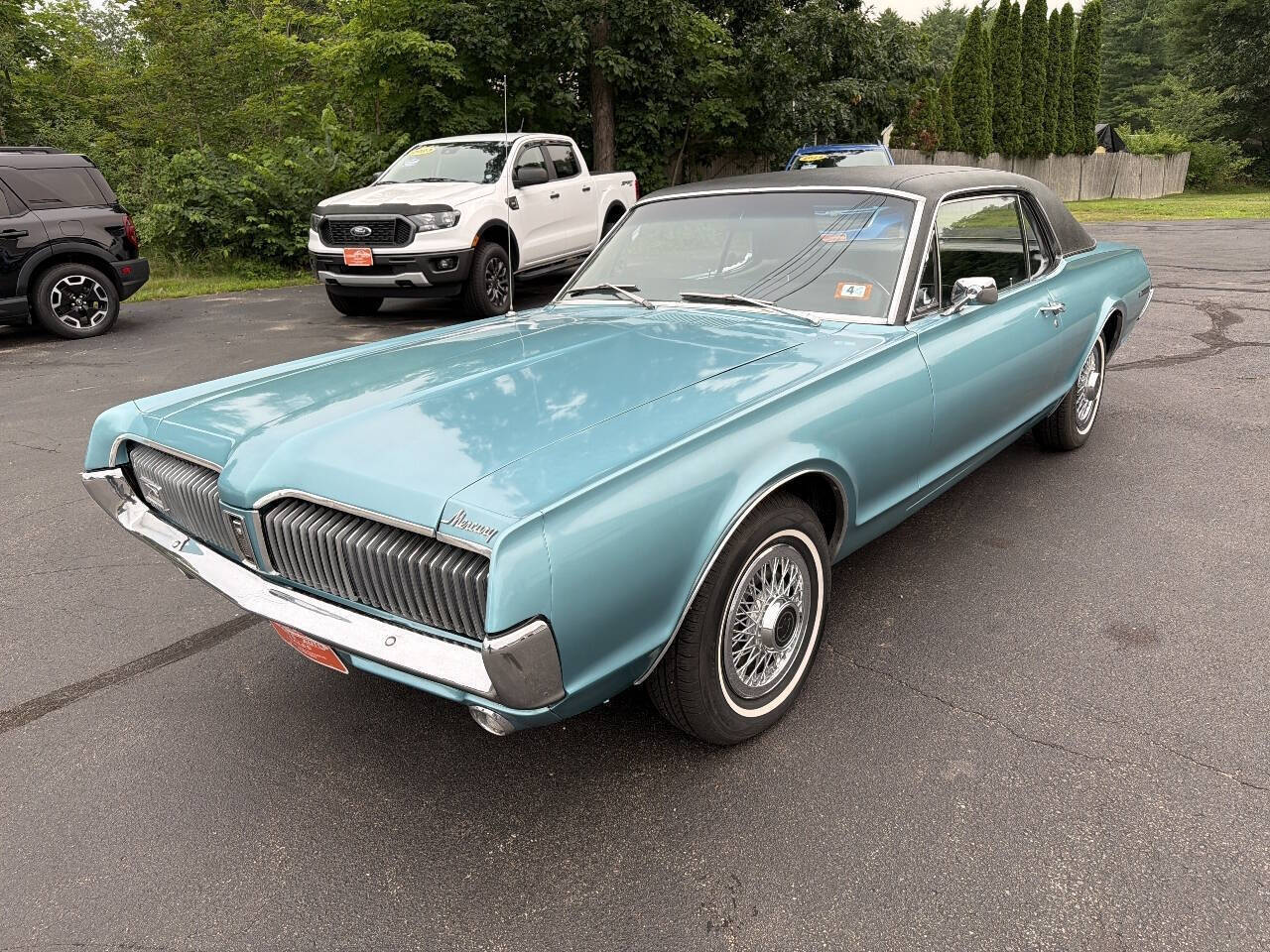 Mercury-Cougar-1967-Turquoise-Black