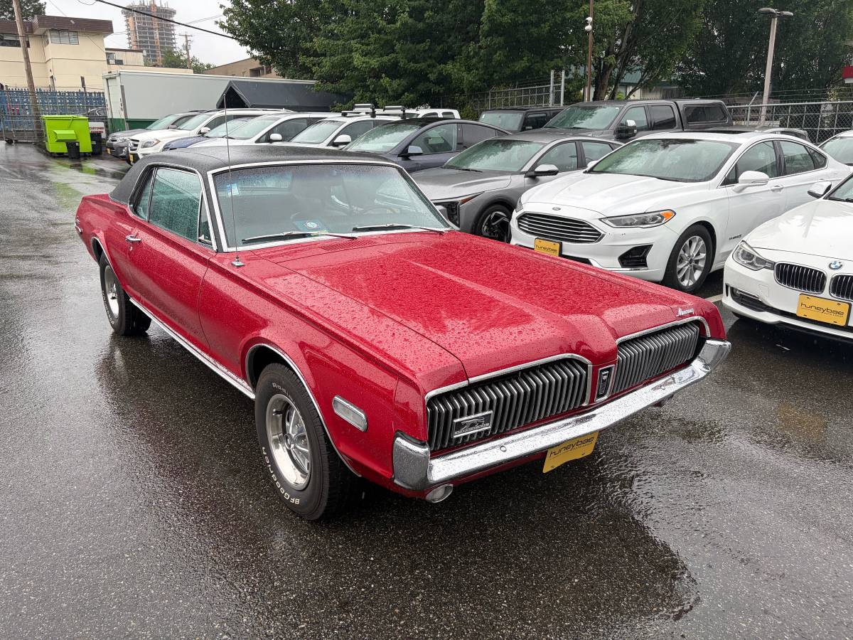 Mercury-Cougar-1968-red