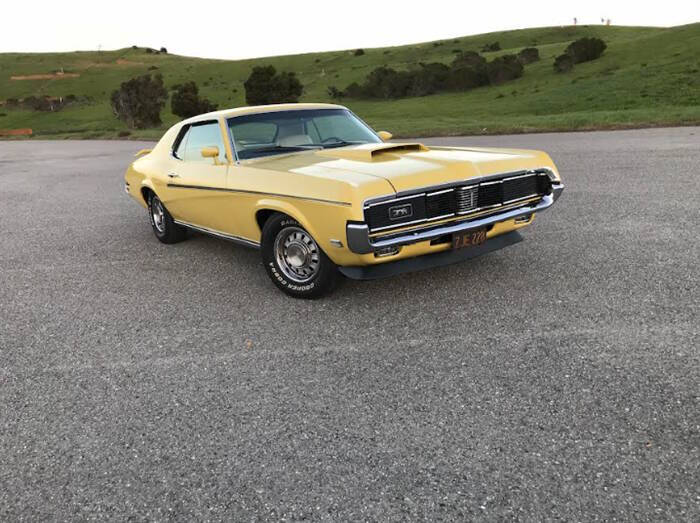 Mercury-Cougar-1969-Yellow-Beige