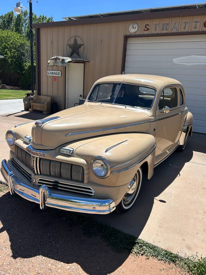 Mercury-Coupe-1946-custom