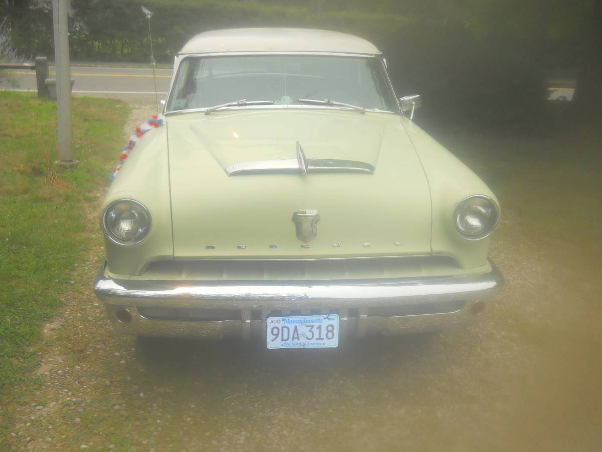 Mercury-Custom-1952-green