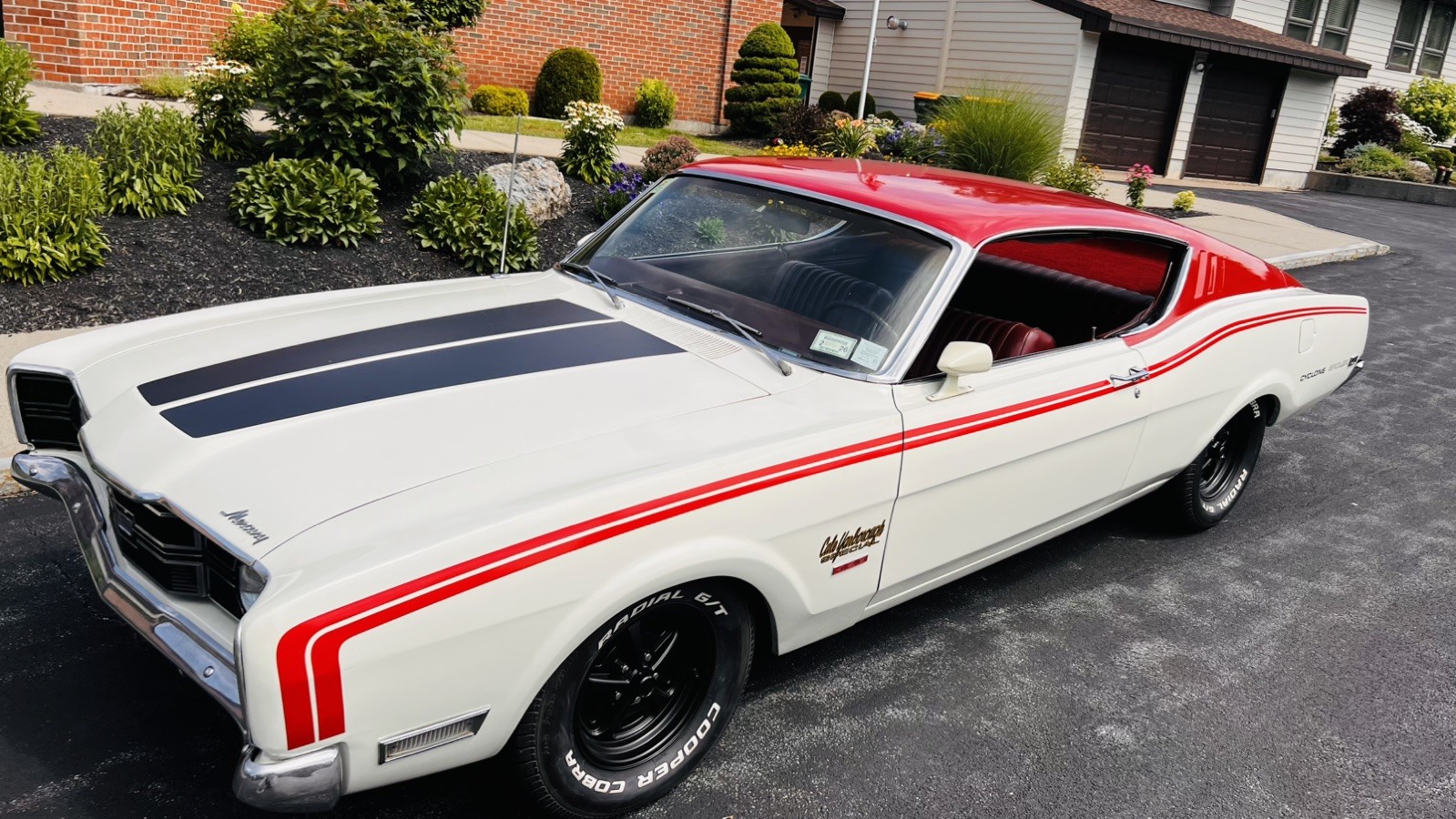 Mercury-Cyclone-1969-Fastback-Burgundy