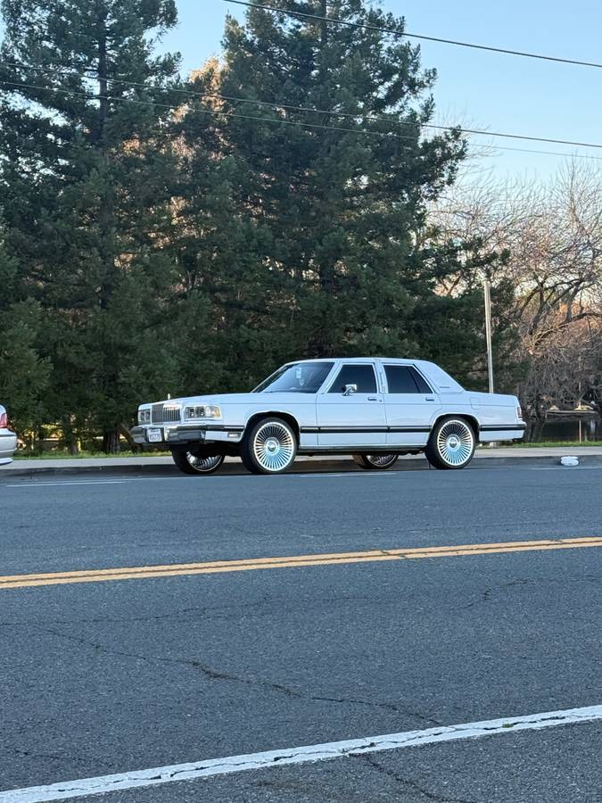 Mercury-Grand-marquis-ls-1991-white