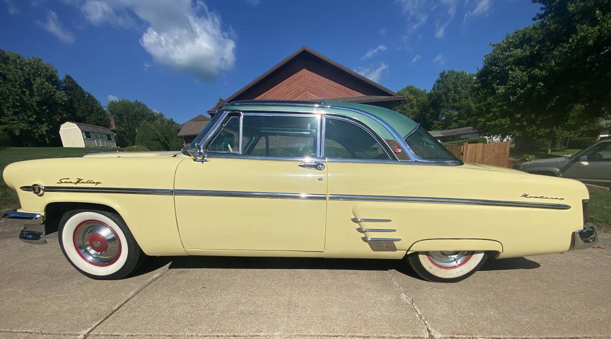 Mercury-Sun-valley-1954-yellow