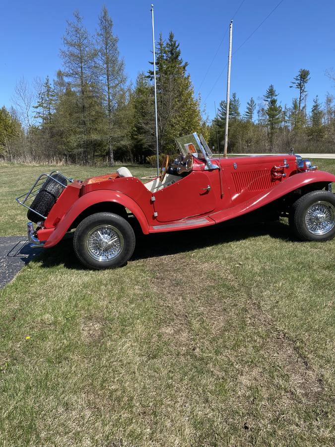 Mg-Replica-1952-red
