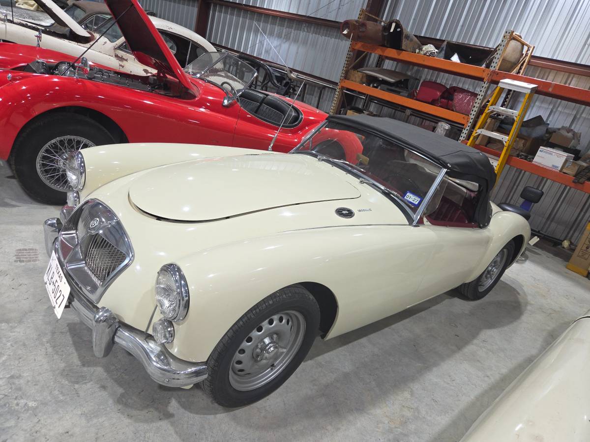 Mga-deluxe-1962