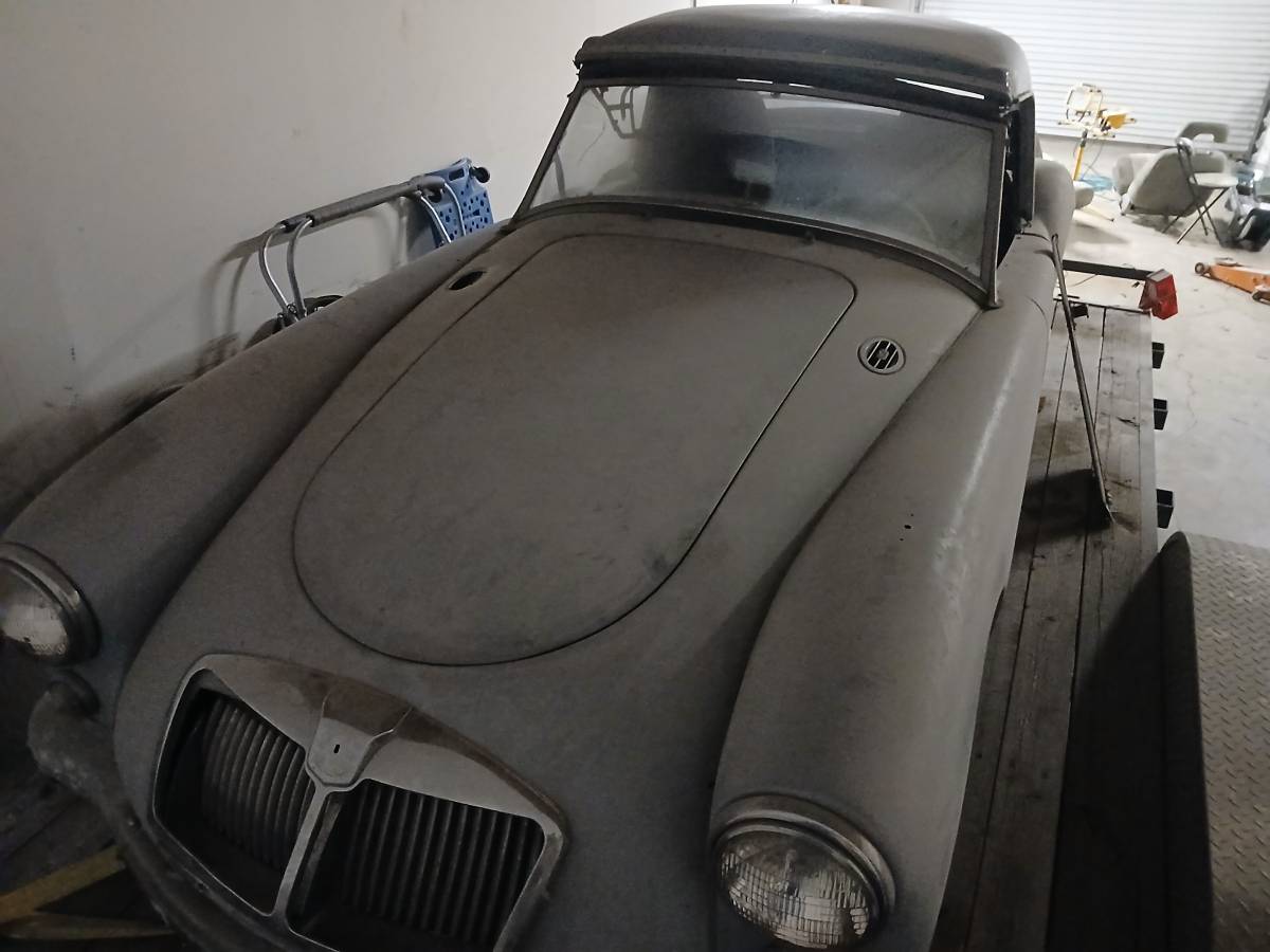 Mga-roadster-1957