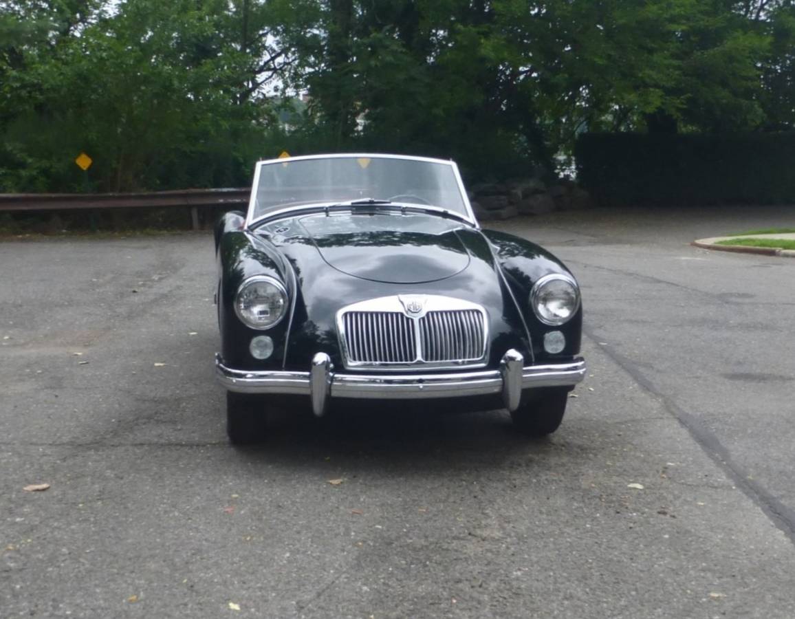 Mga-roadster-1960-black