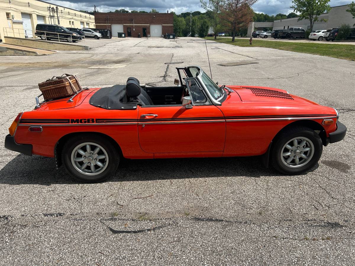 Mgb-1978-orange