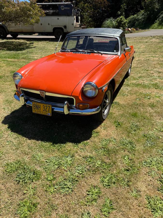 Mgb-convertible-1974-orange