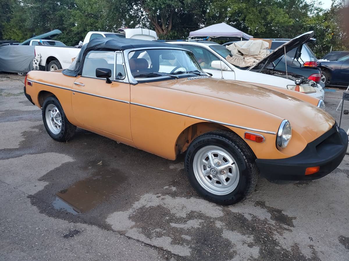 Mgb-convertible-1976