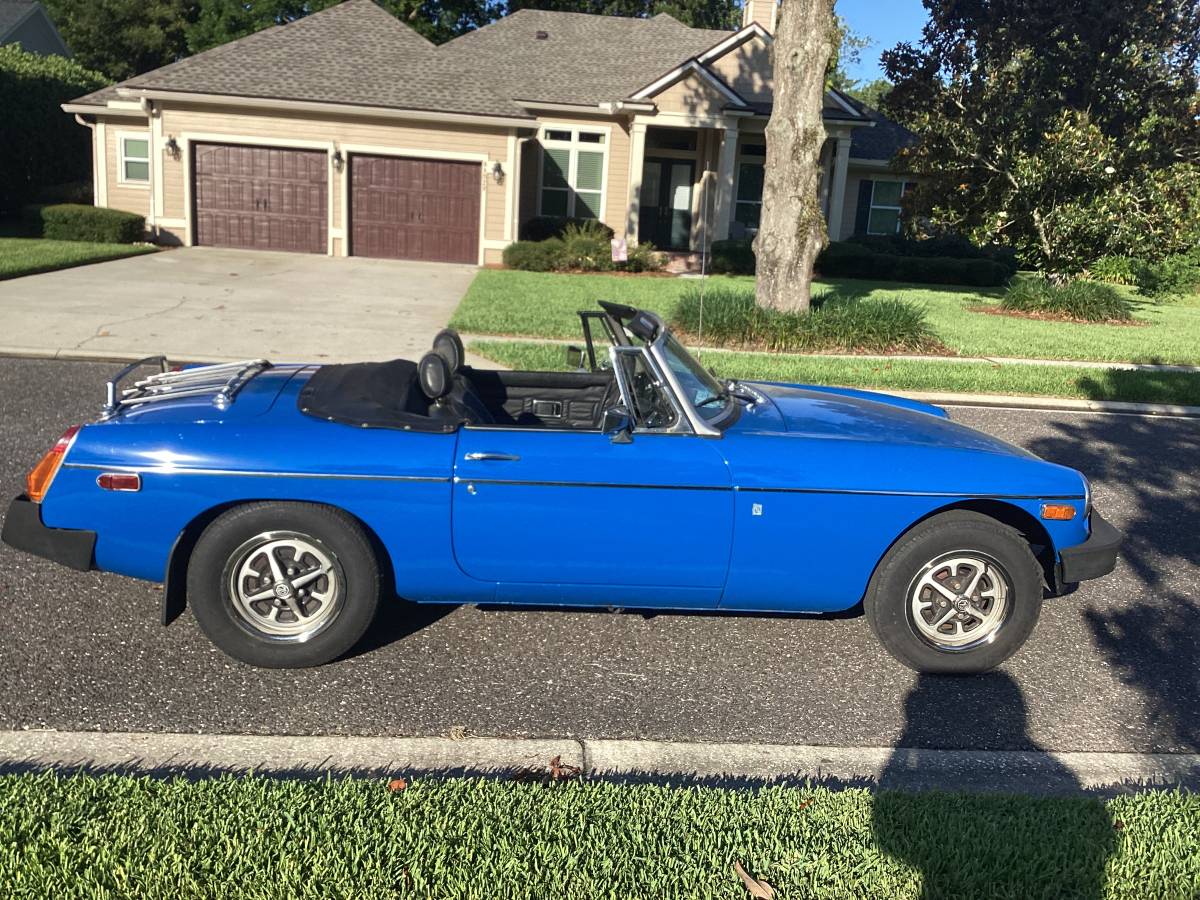 Mgb-convertible-1977-blue