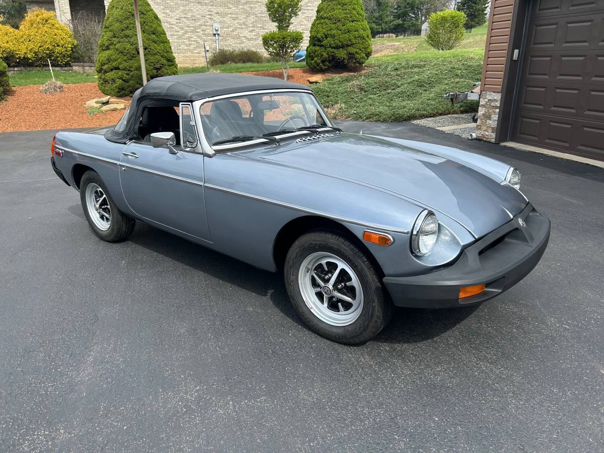 Mgb-roadster-1978-silver